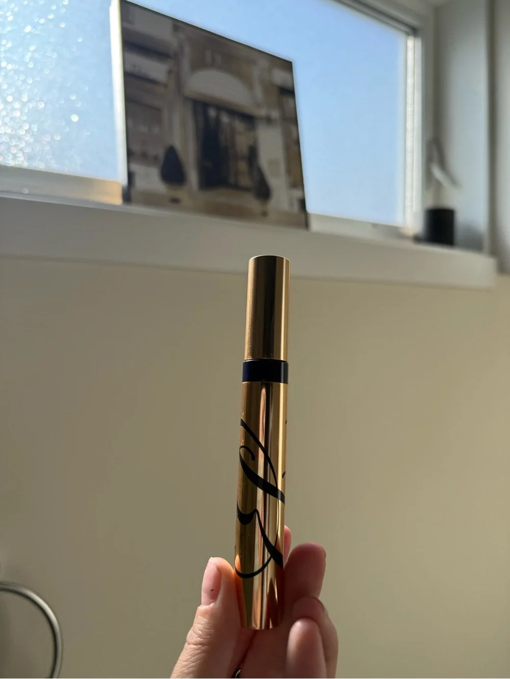 Never used Estee Lauder Sumptuous Extreme Mascara — Gold Tube, Black Formula